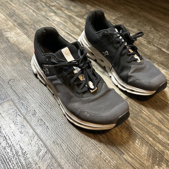 On Cloud Cloudrunner Mens Size 10.5 Eclipse Frost Running Walking Shoes - Picture 1 of 9